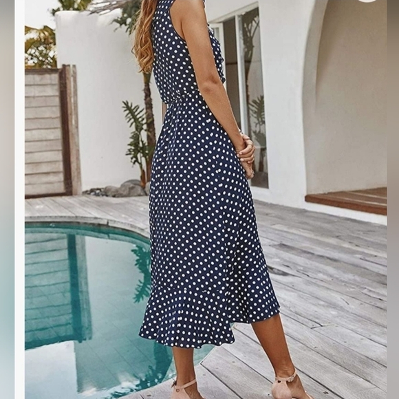 NEW w/o tags Small navy w/white polka dots dress w/gentle ruffle edge detailing - Picture 8 of 9